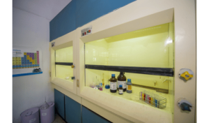 What is a Fume Hood? Principles and Effective Operation